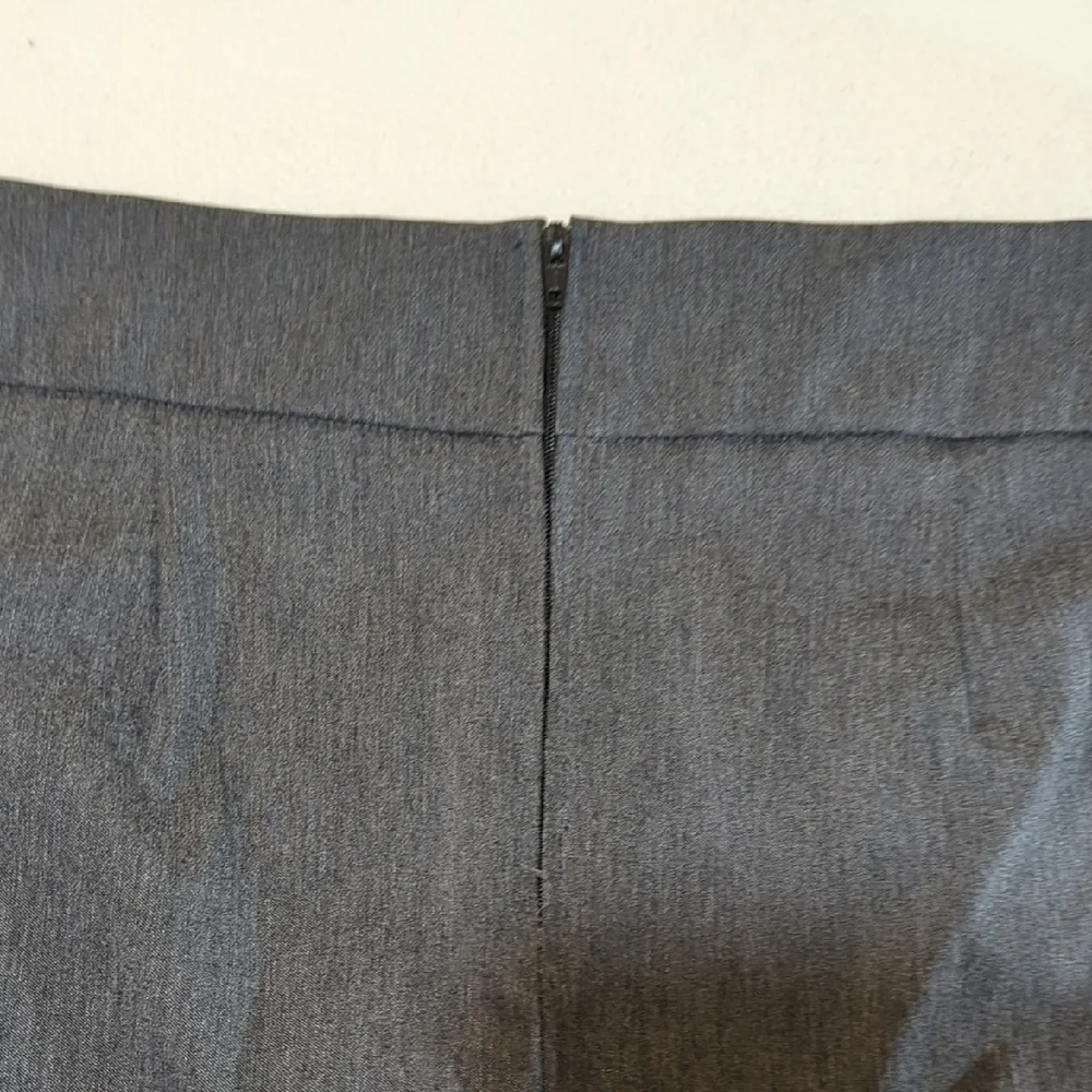 Classic Gray Women's Skirt - Picture 6 of 8
